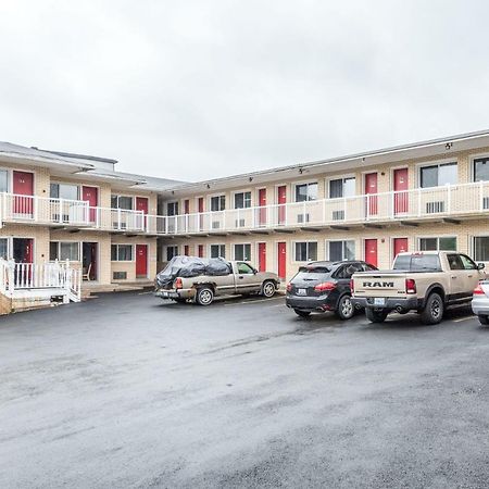 Lake City Motel Dartmouth Buitenkant foto